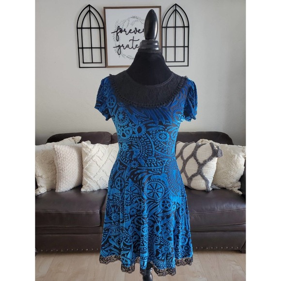 Hot Topic Miss Peregrine's Home For Peculiar Children Burnout Velvet Dress Sz M - Picture 4 of 11